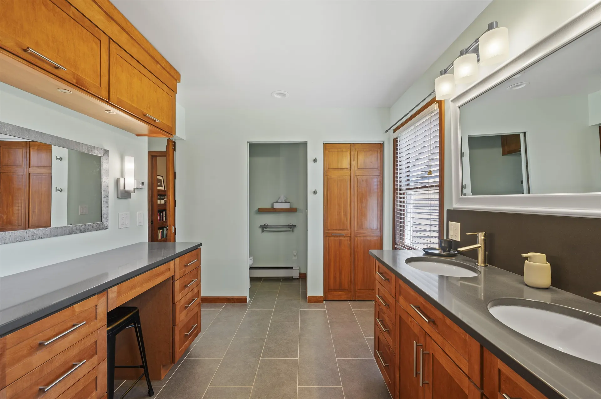 17 Madison Avenue Kingston NH 03848