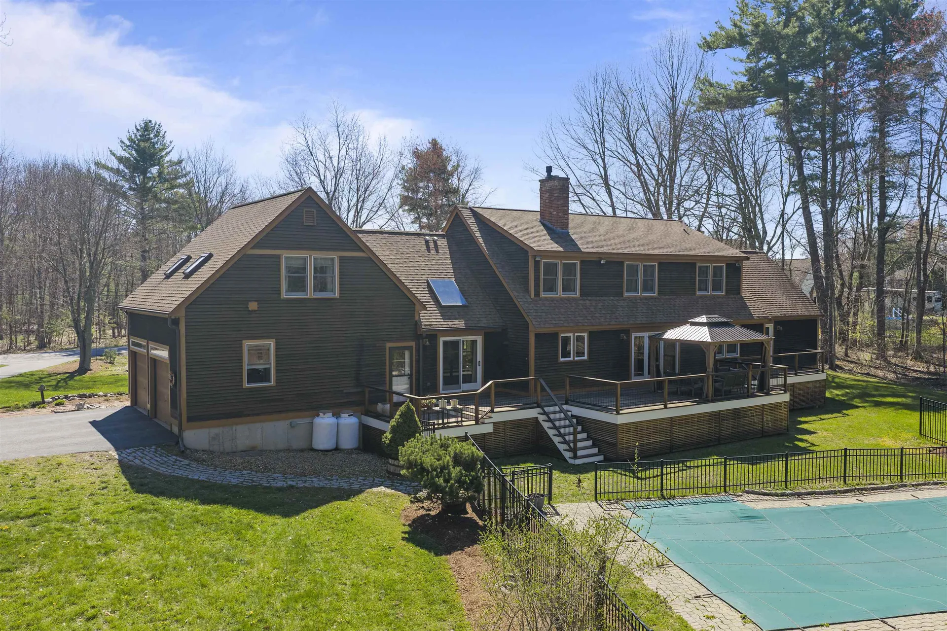 17 Madison Avenue Kingston NH 03848
