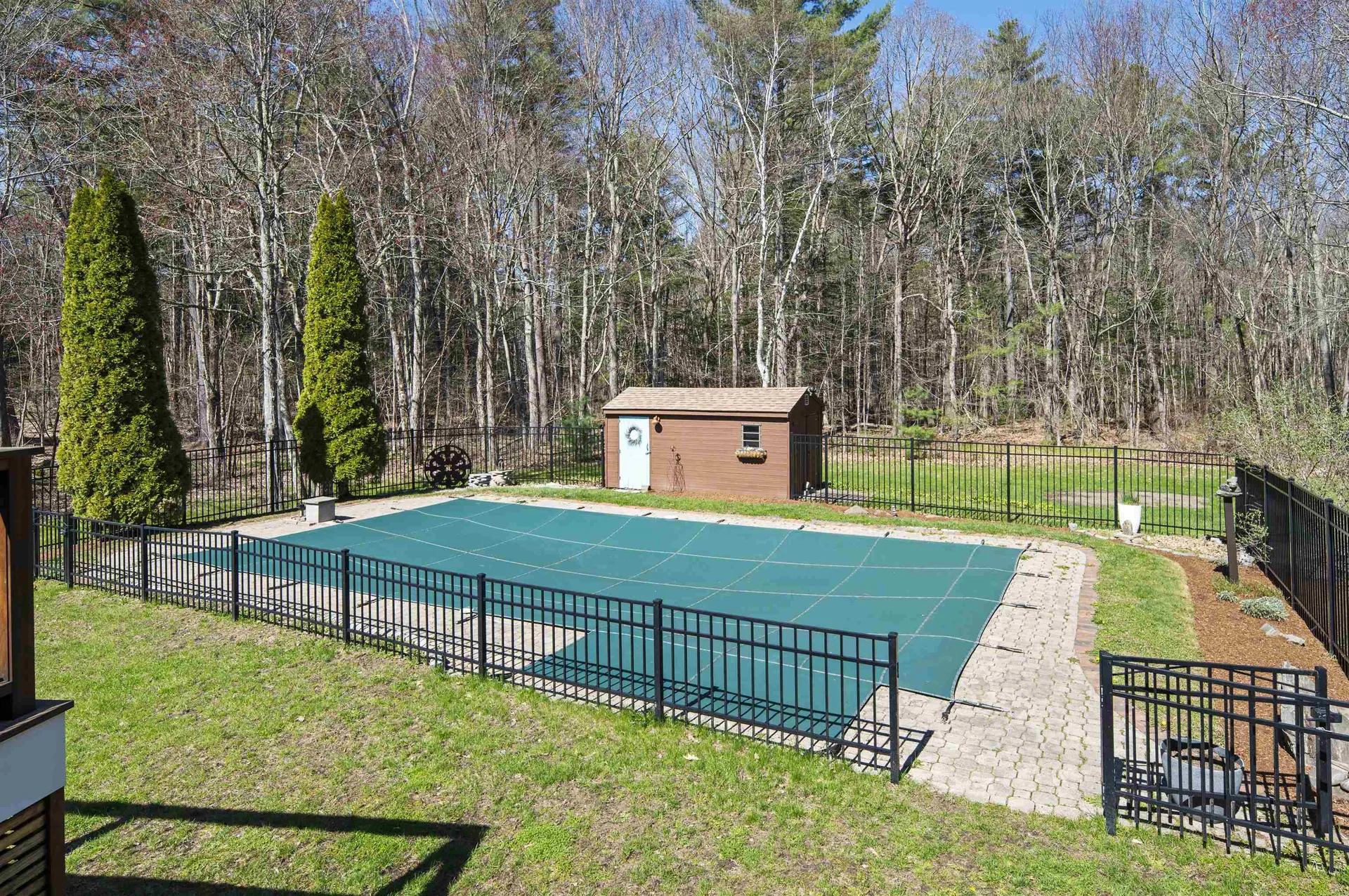 17 Madison Avenue Kingston NH 03848