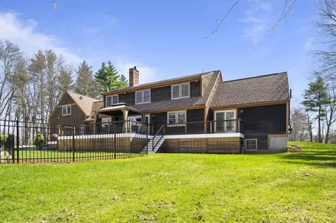 17 Madison Avenue Kingston NH 03848