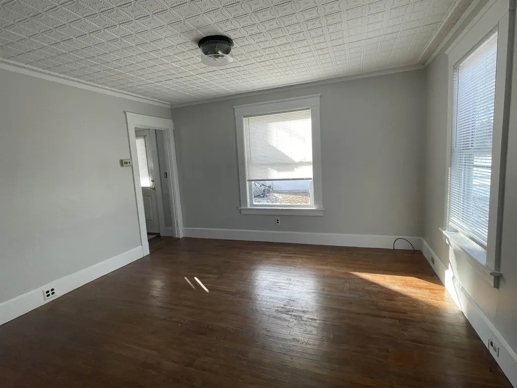 23 Chester Court Laconia NH 03246