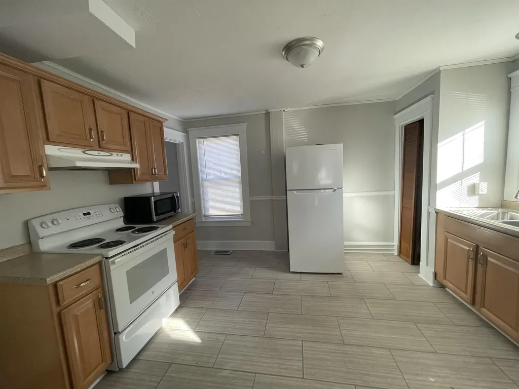 23 Chester Court Laconia NH 03246
