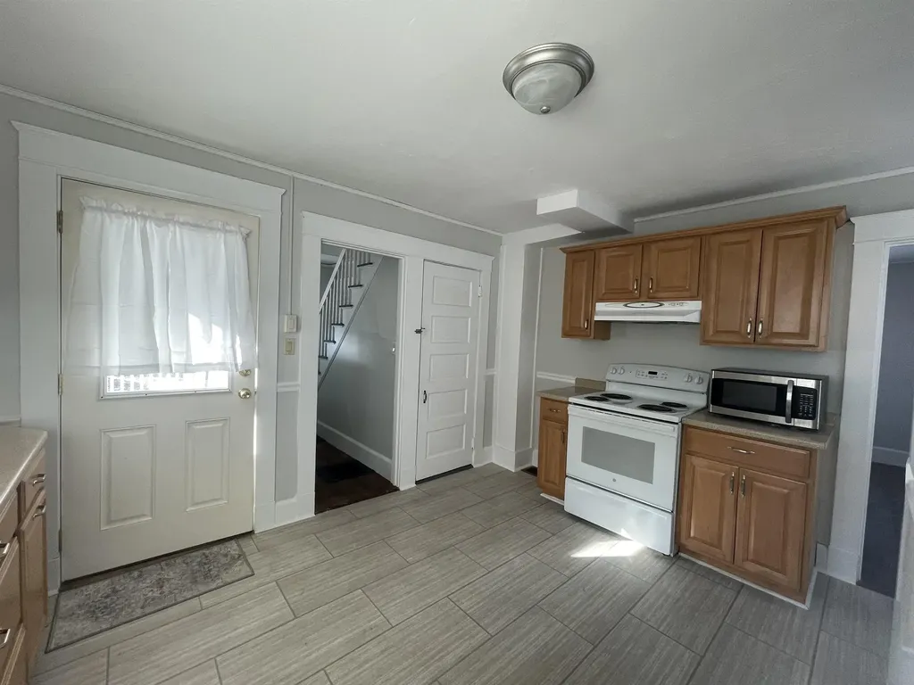 23 Chester Court Laconia NH 03246