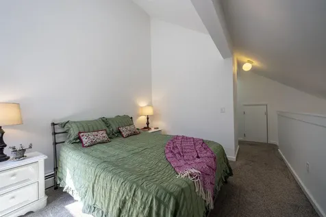 56 Franklin Heights Rochester NH 03867