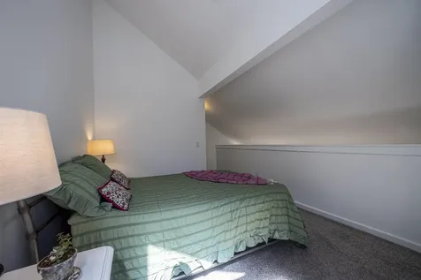 56 Franklin Heights Rochester NH 03867
