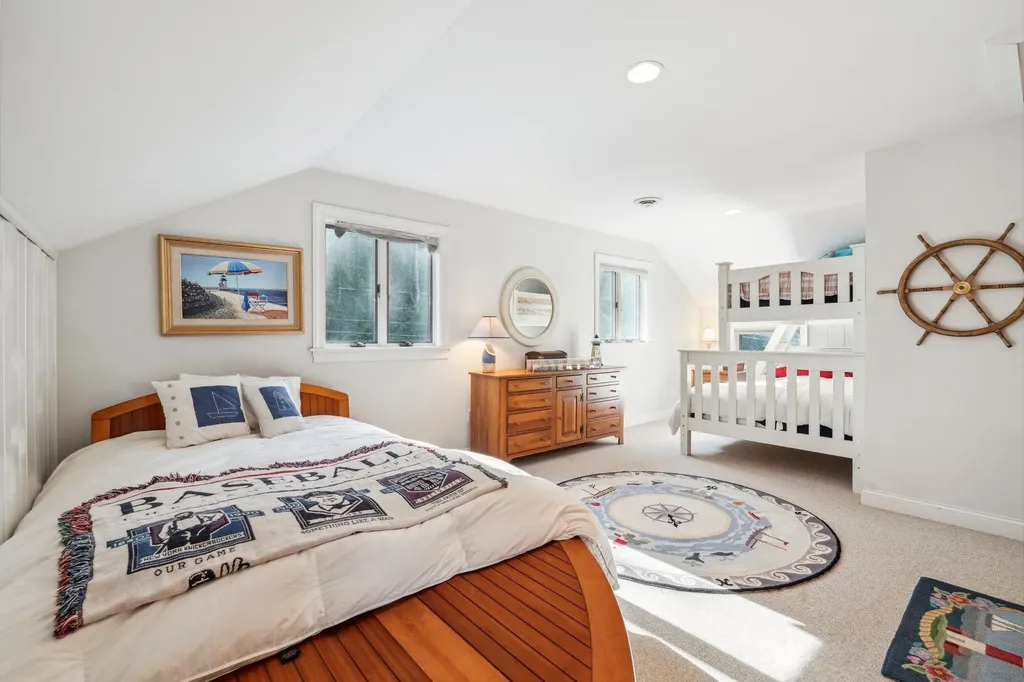 78 Garnet Street Sunapee NH 03782