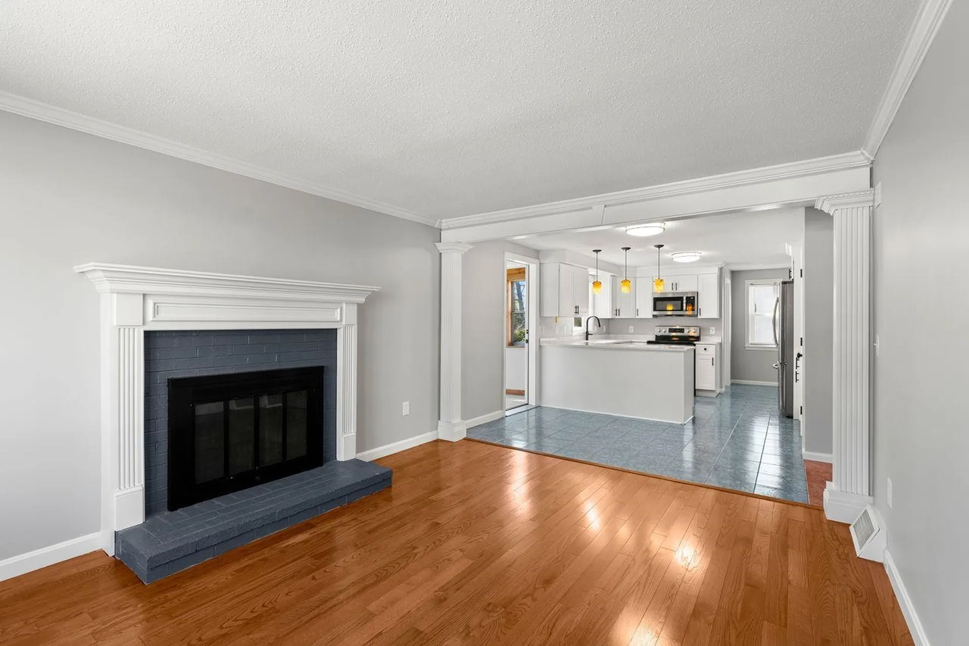 51 Macdonald Drive Nashua NH 03062