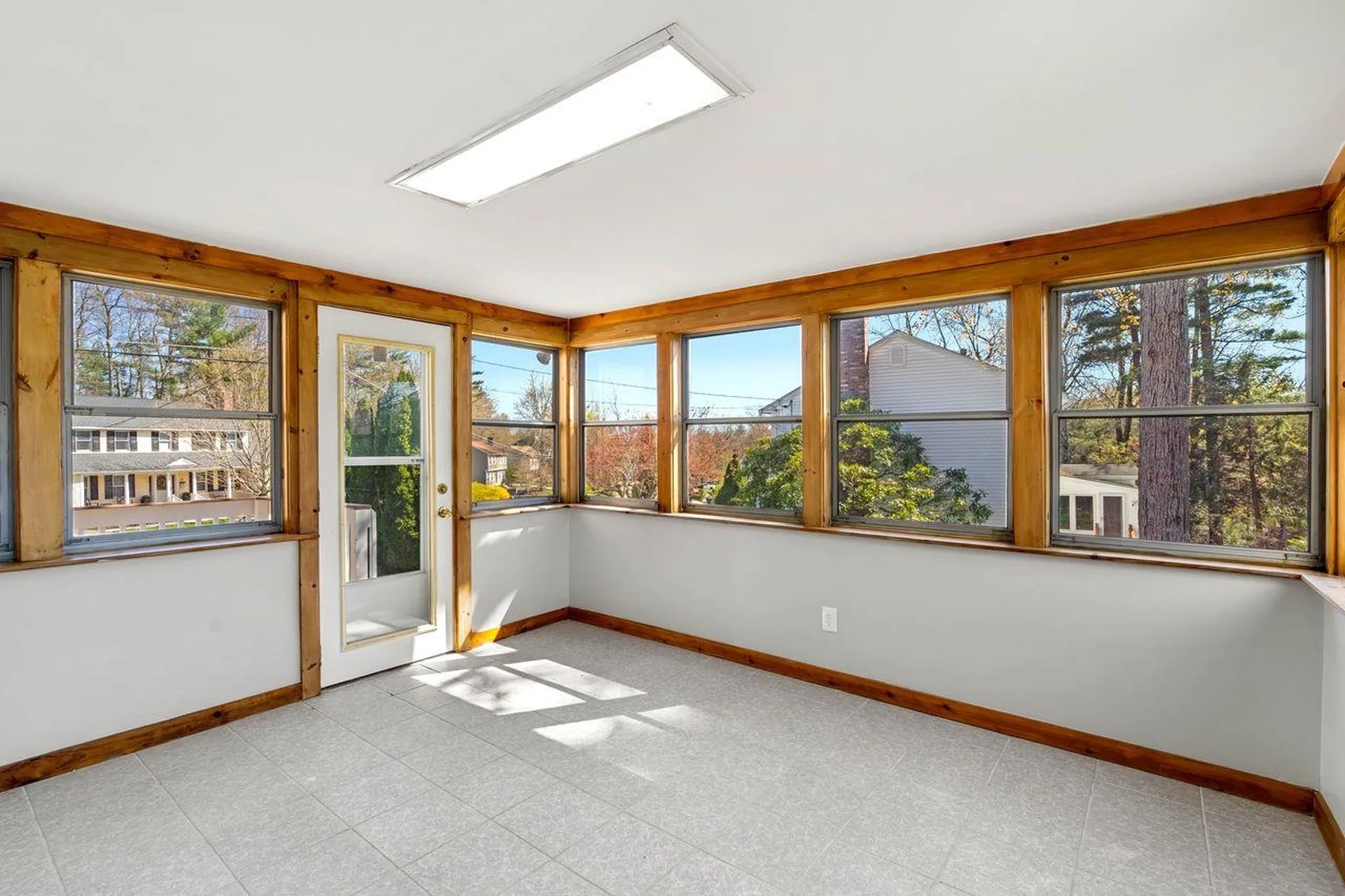 51 Macdonald Drive Nashua NH 03062
