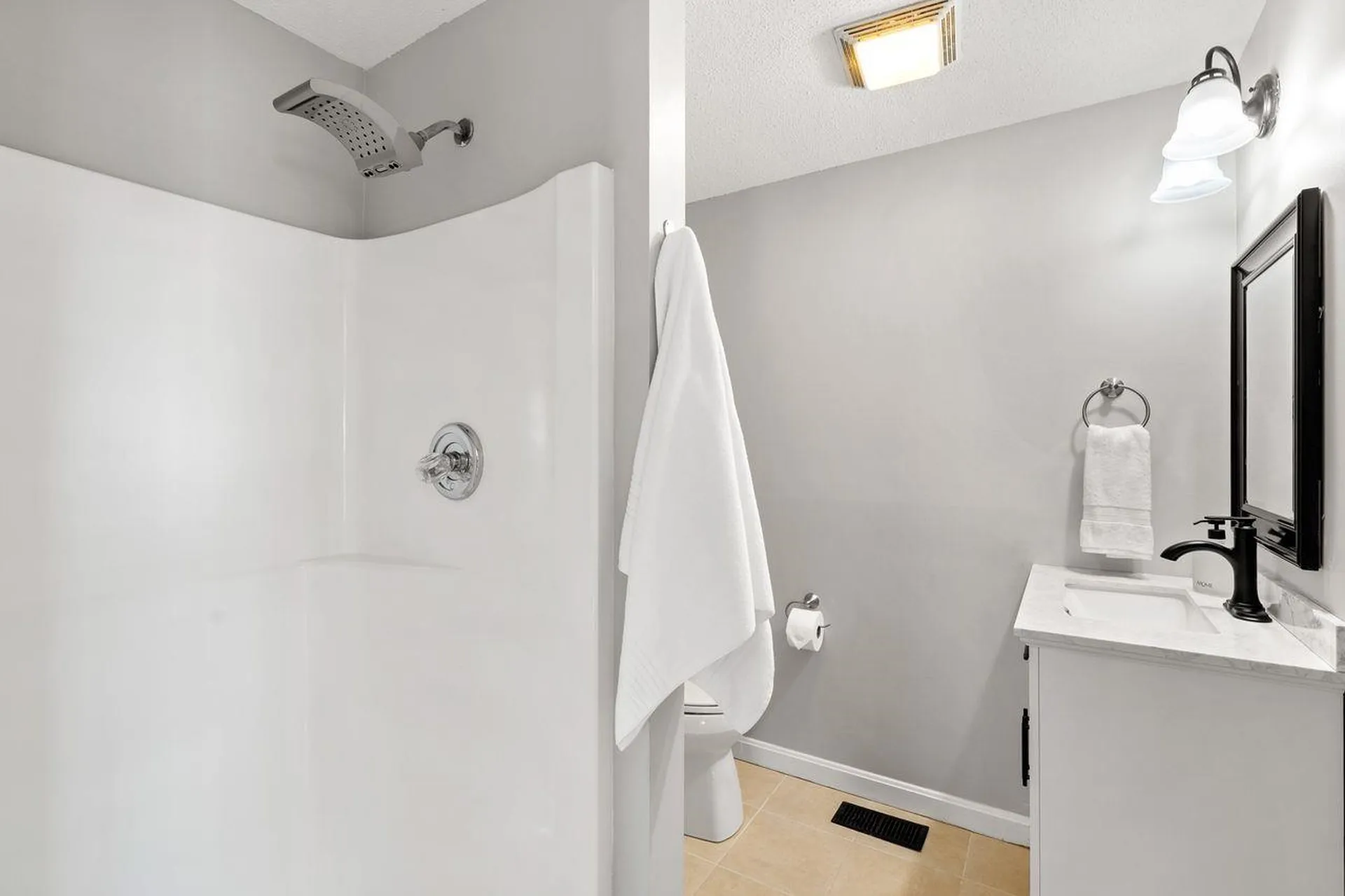 51 Macdonald Drive Nashua NH 03062