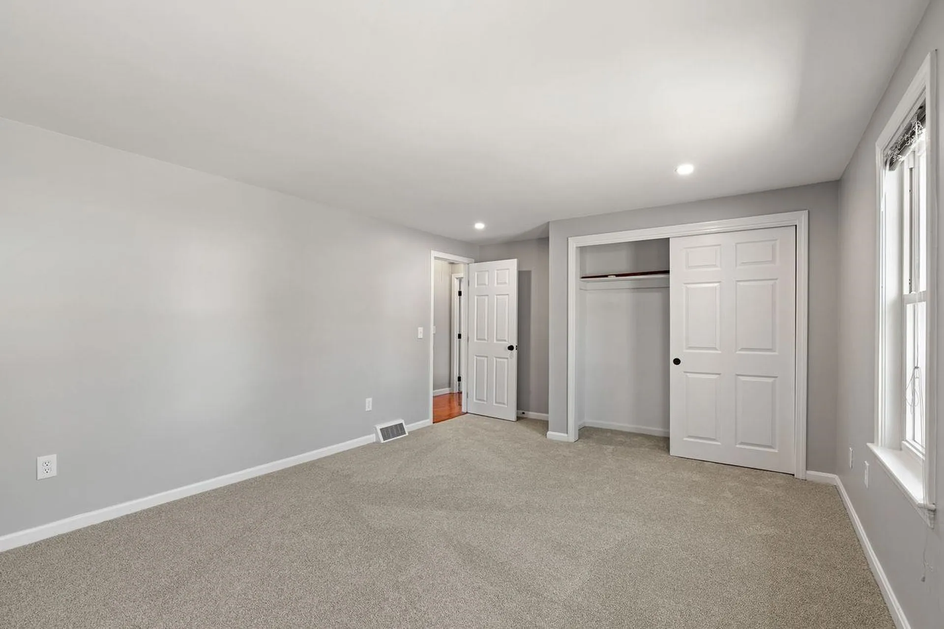 51 Macdonald Drive Nashua NH 03062