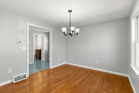 51 Macdonald Drive Nashua NH 03062