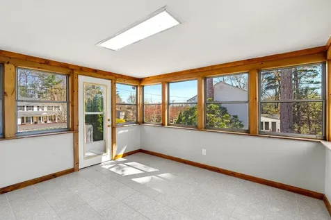 51 Macdonald Drive Nashua NH 03062