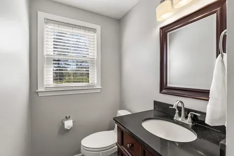 51 Macdonald Drive Nashua NH 03062
