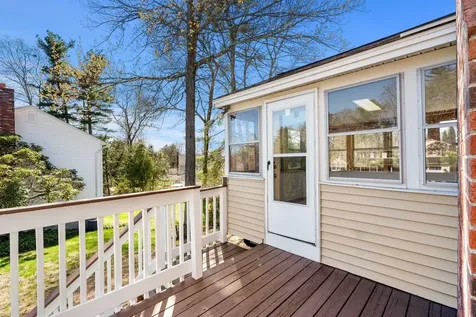 51 Macdonald Drive Nashua NH 03062