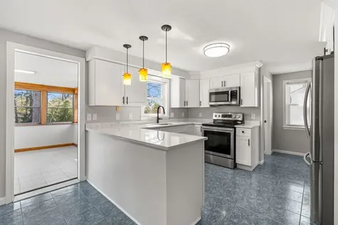 51 Macdonald Drive Nashua NH 03062