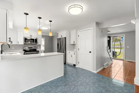 51 Macdonald Drive Nashua NH 03062