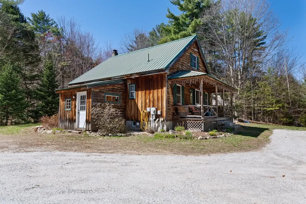 89 Morrison Road Alexandria NH 03222