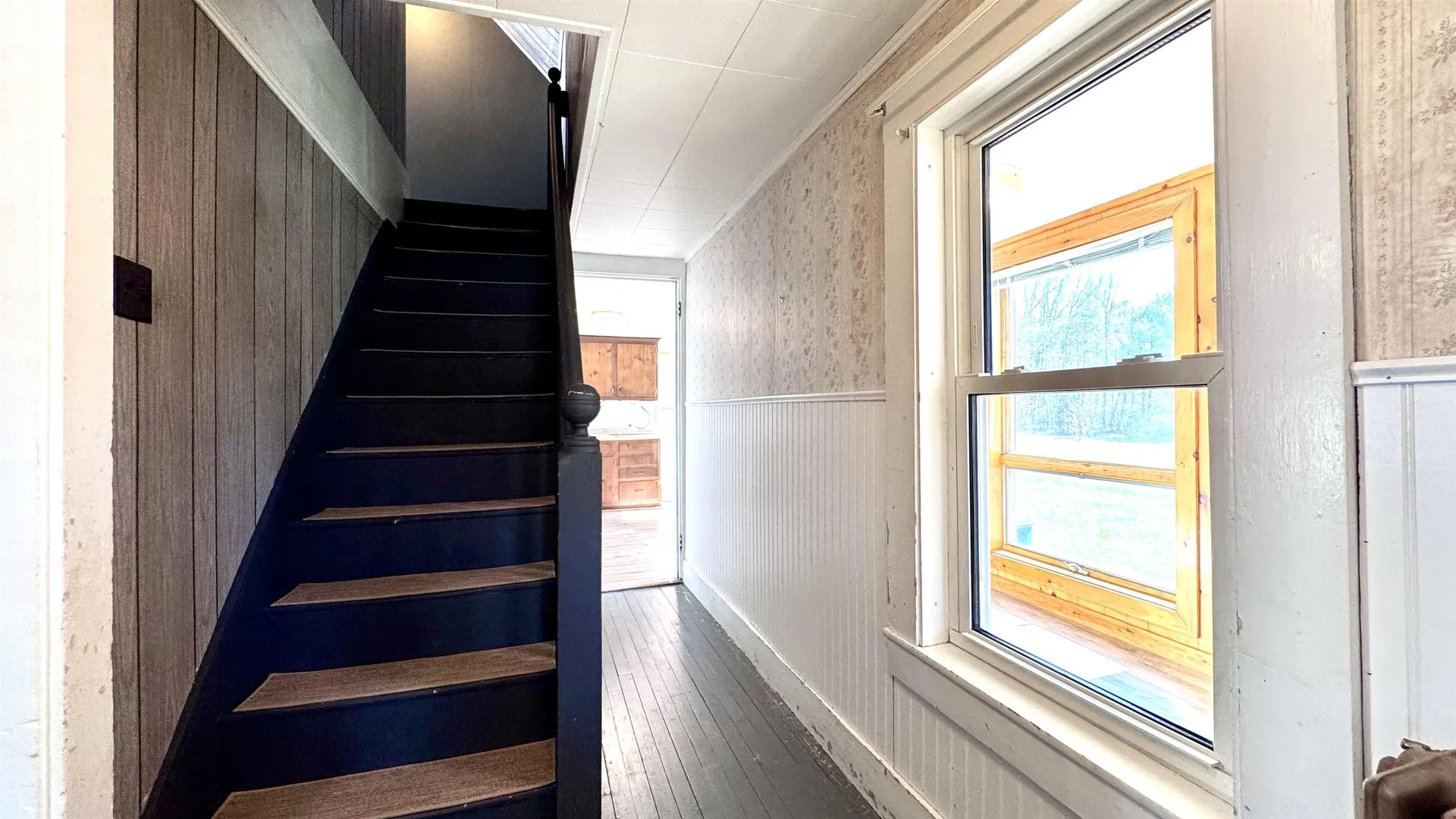 8 Old Bay Road New Durham NH 03855