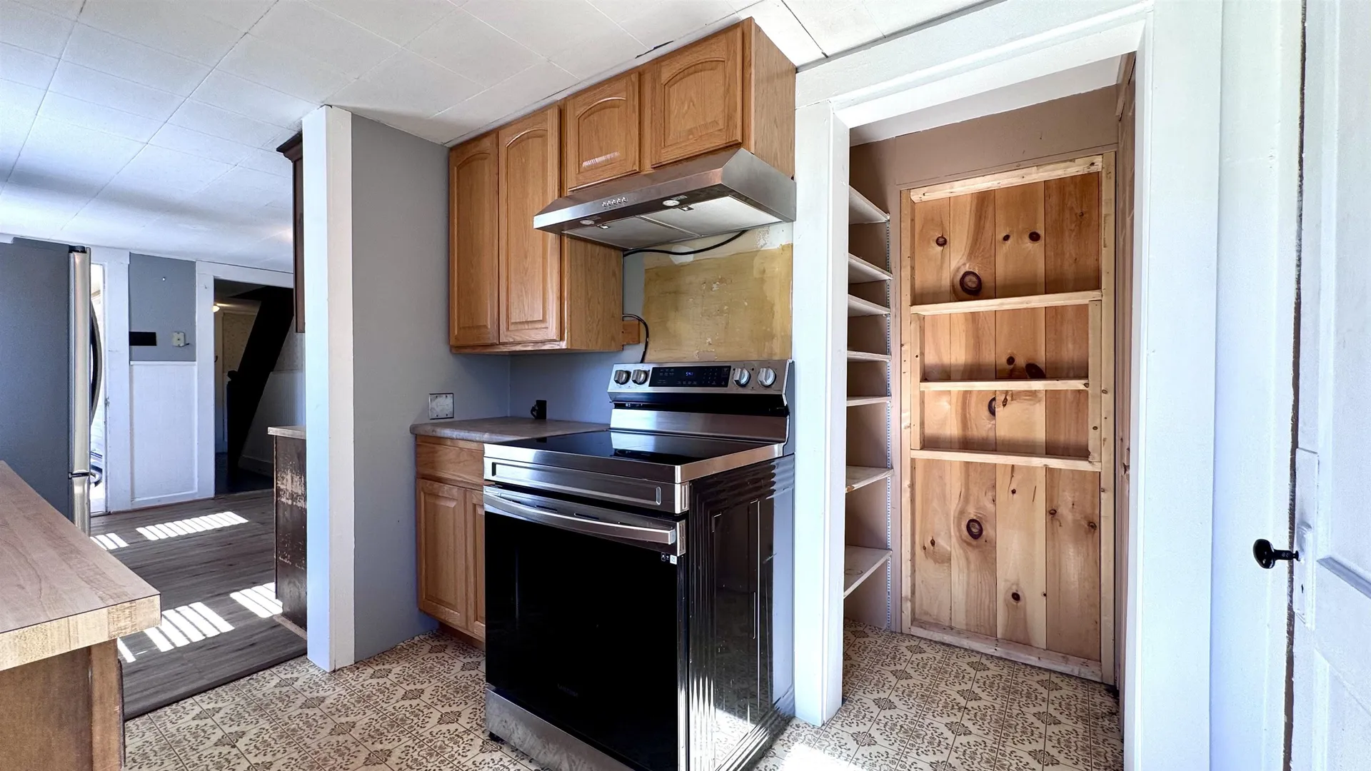8 Old Bay Road New Durham NH 03855