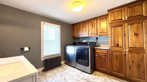 8 Old Bay Road New Durham NH 03855