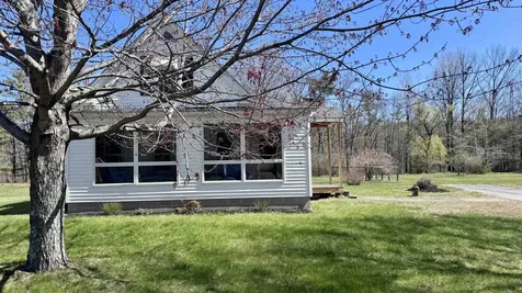 8 Old Bay Road New Durham NH 03855
