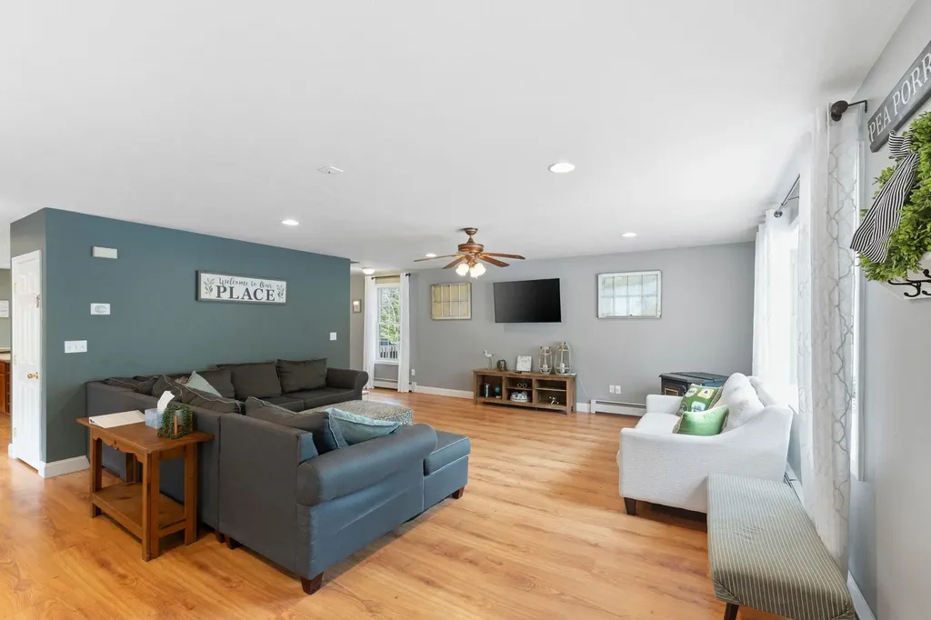 70 Landsdown Lane Conway NH 03818