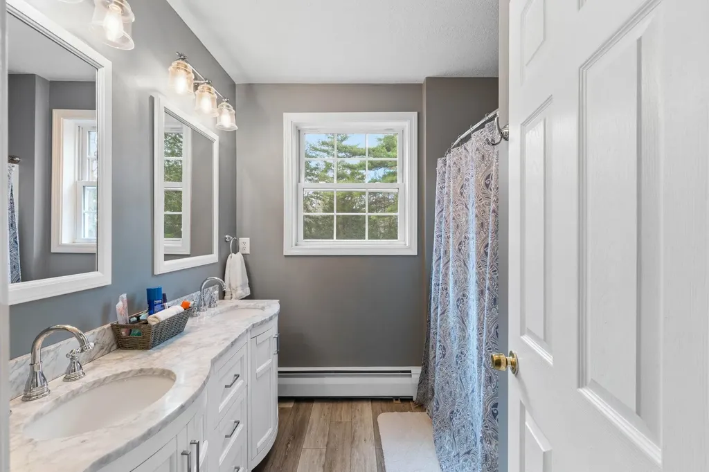 70 Landsdown Lane Conway NH 03818