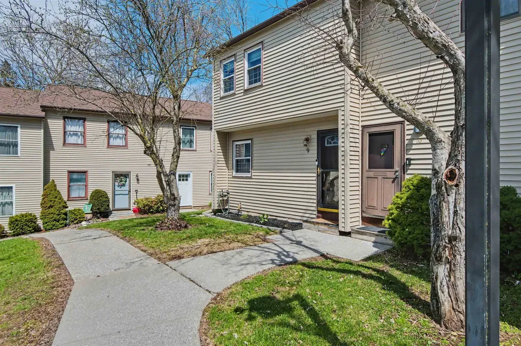 9 Cherry Tree Court St. Albans City VT 05478
