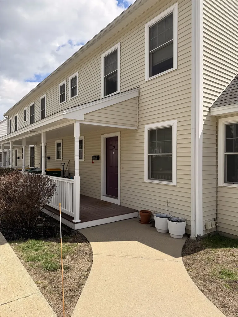 24 Gagne Street Rochester NH 03867
