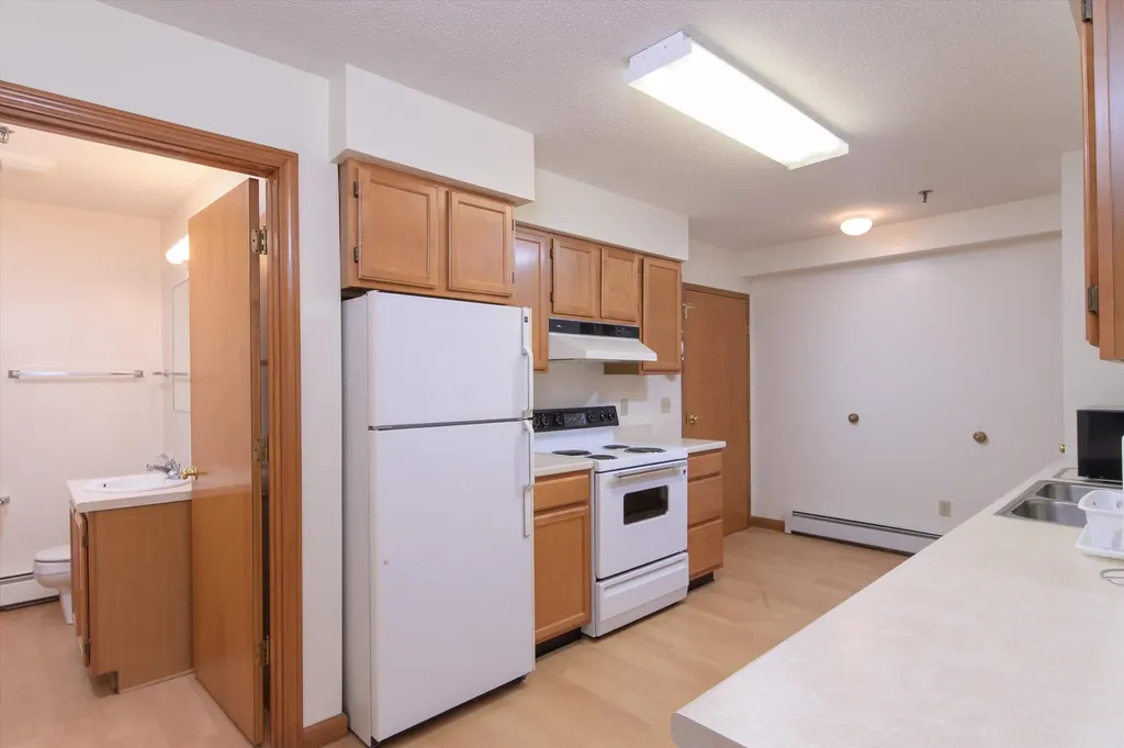 156 Main Street Ludlow VT 05149