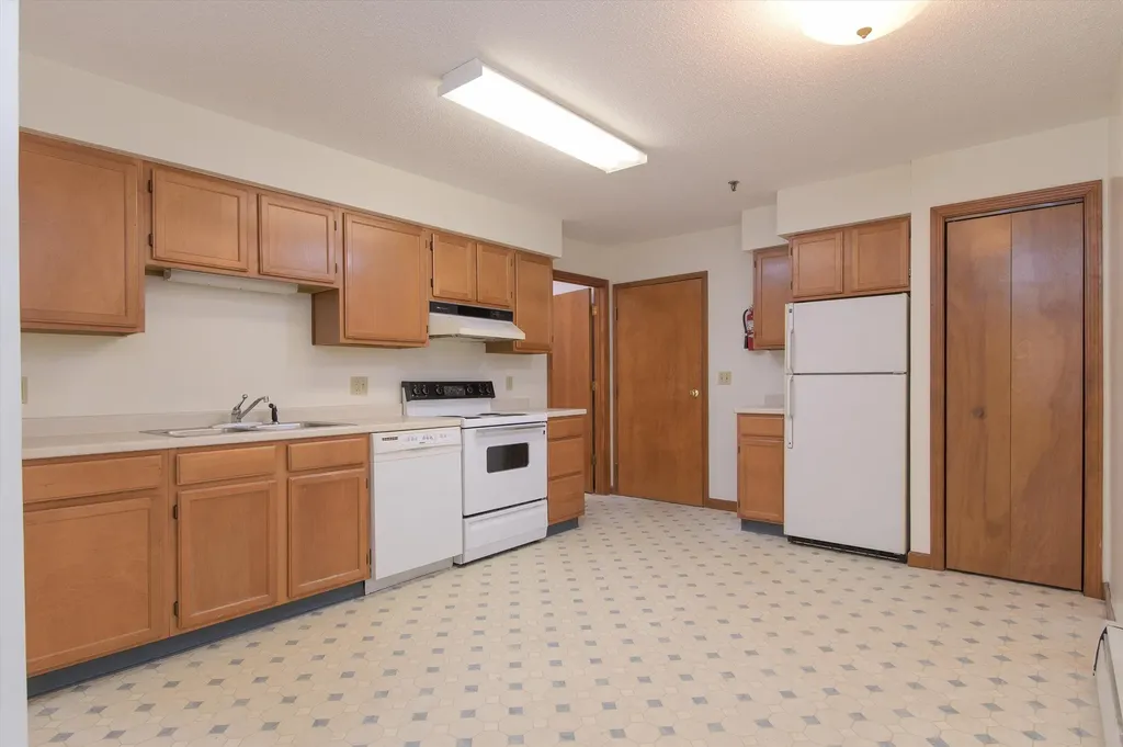 156 Main Street Ludlow VT 05149