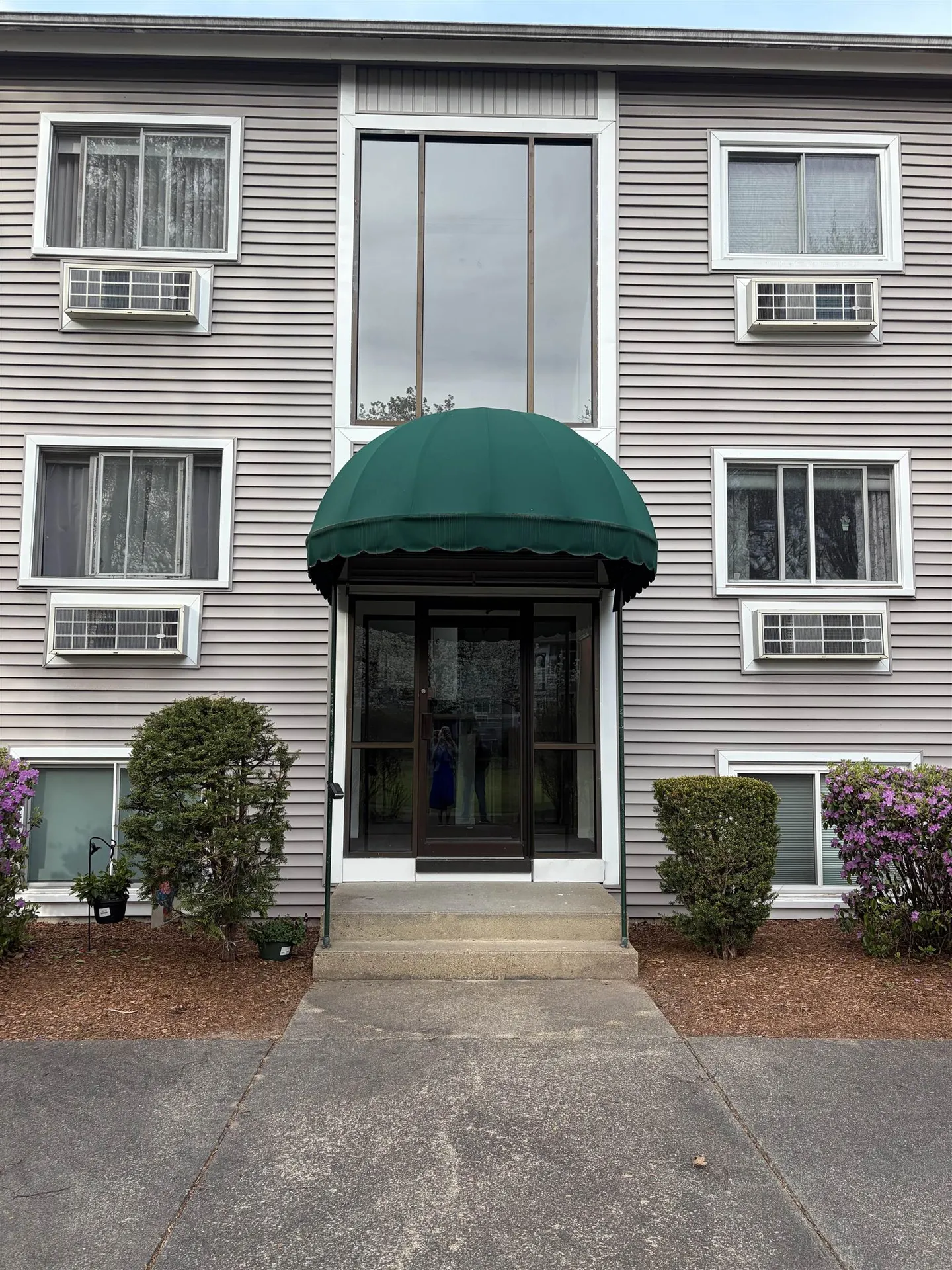 113 Cluff Crossing Road Salem NH 03073