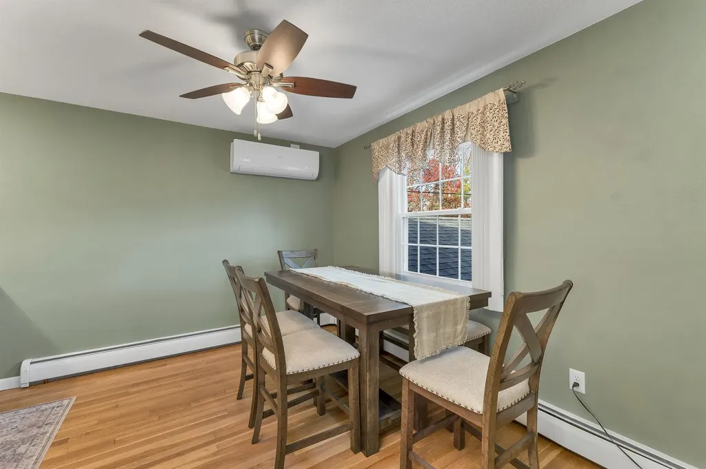 6 Castle Drive Hooksett NH 03106