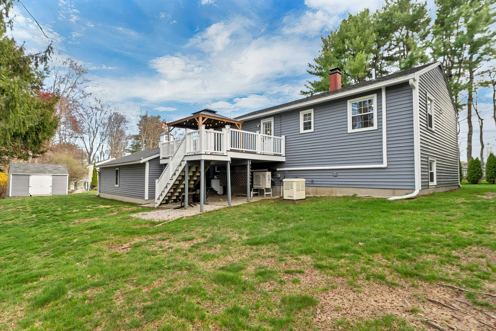 6 Castle Drive Hooksett NH 03106
