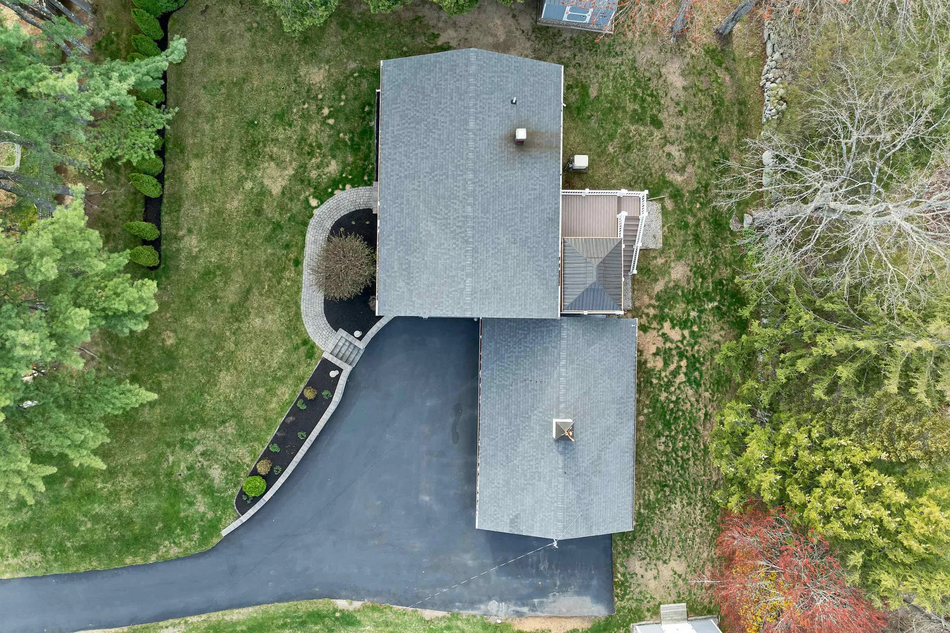 6 Castle Drive Hooksett NH 03106