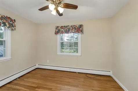 6 Castle Drive Hooksett NH 03106