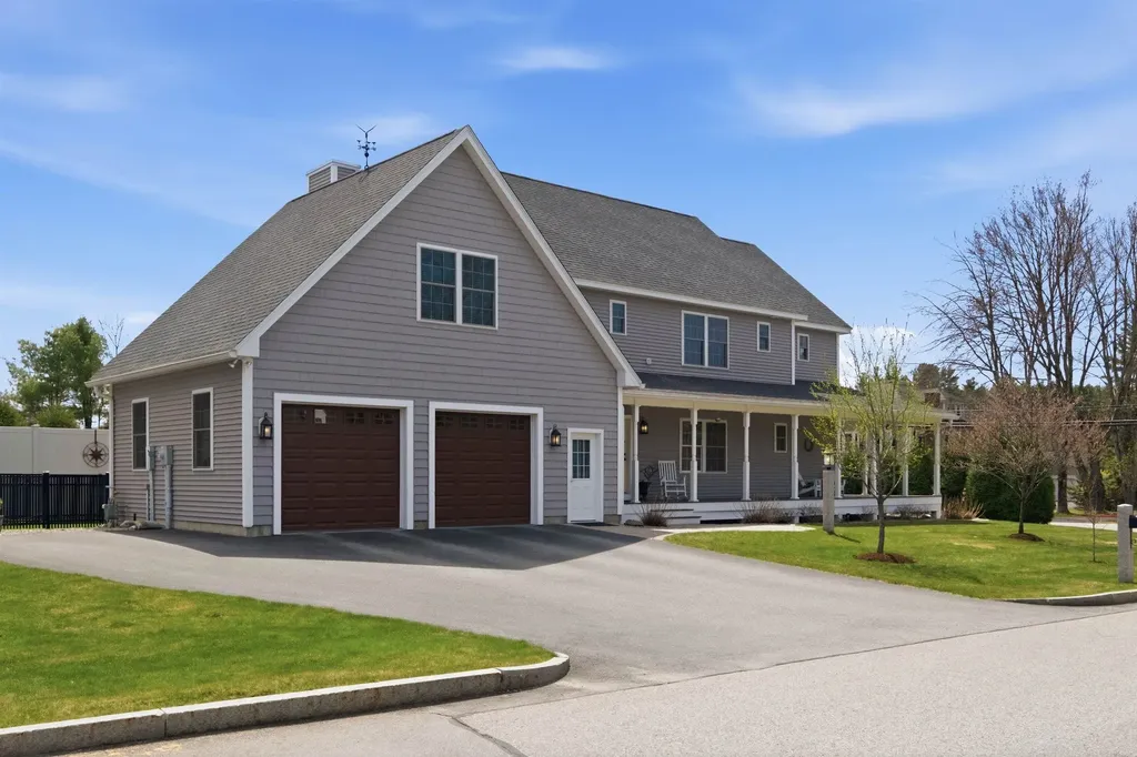 2 Goldenrod Lane Concord NH 03301