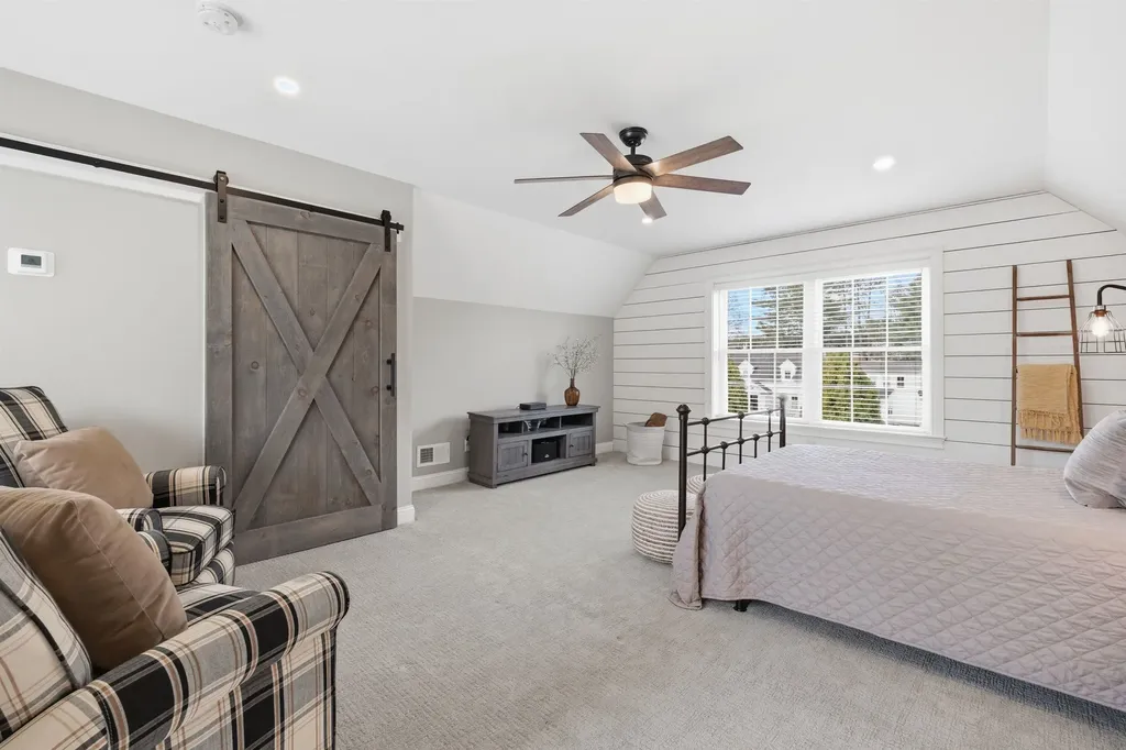 2 Goldenrod Lane Concord NH 03301