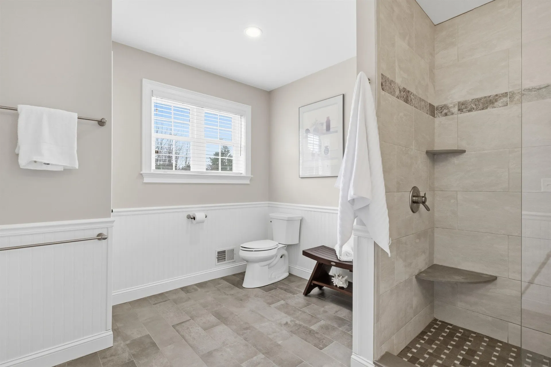 2 Goldenrod Lane Concord NH 03301