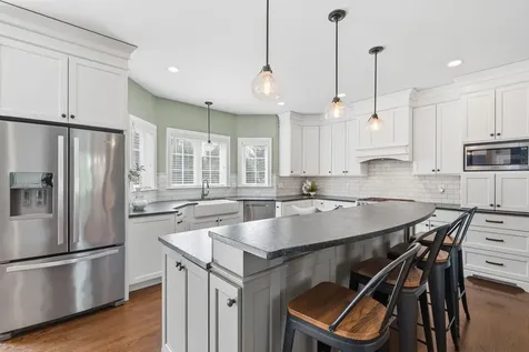 2 Goldenrod Lane Concord NH 03301