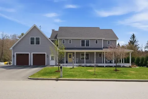 2 Goldenrod Lane Concord NH 03301