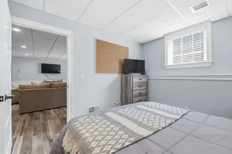 2 Goldenrod Lane Concord NH 03301