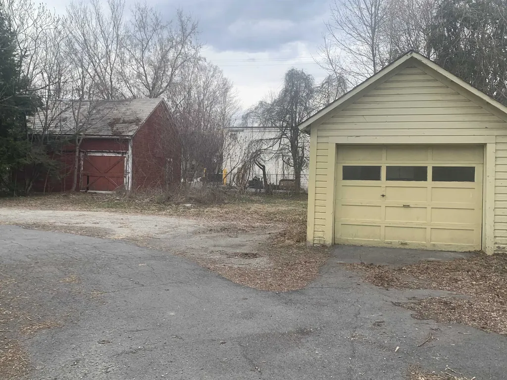 236 Main Street Poultney VT 05764