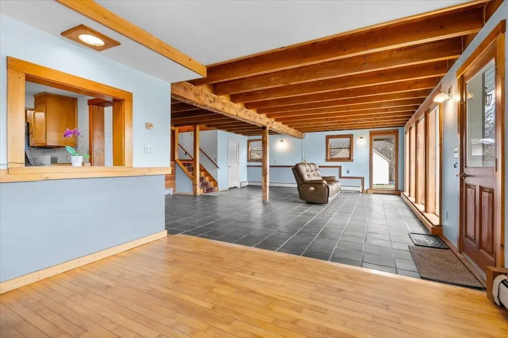 142 King Pond Road Woodbury VT 05650
