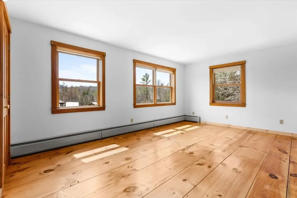 142 King Pond Road Woodbury VT 05650