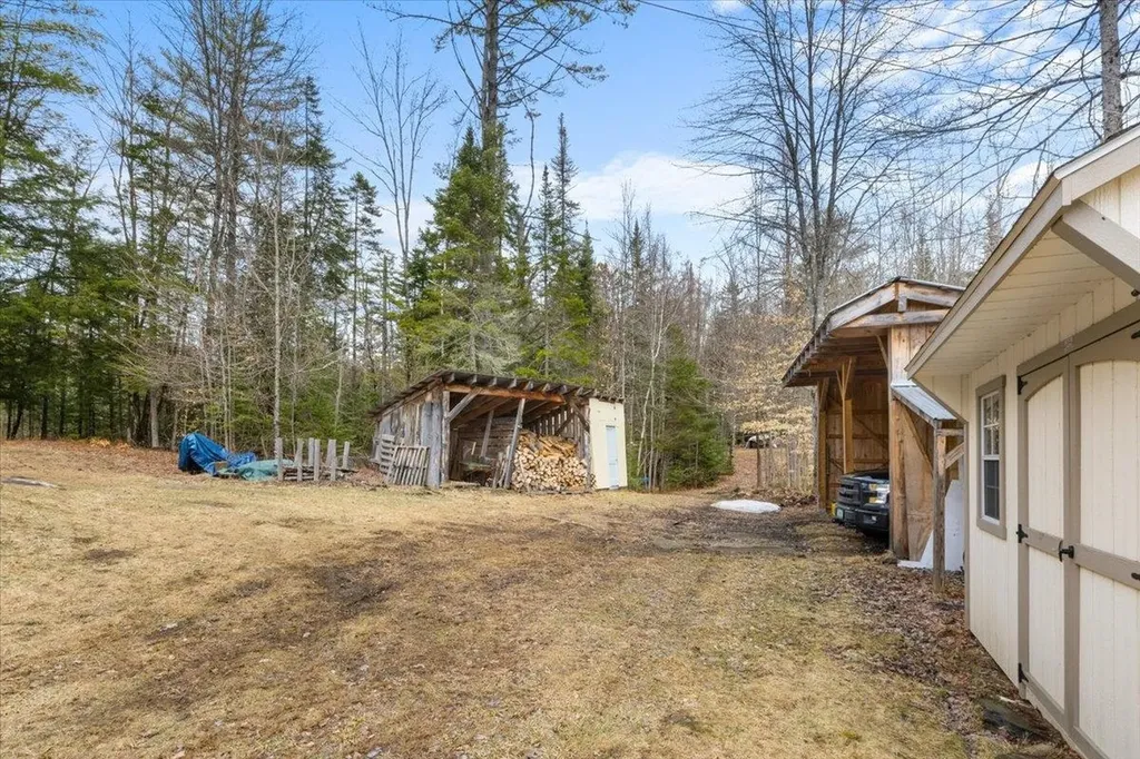 142 King Pond Road Woodbury VT 05650