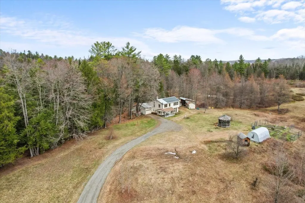 142 King Pond Road Woodbury VT 05650