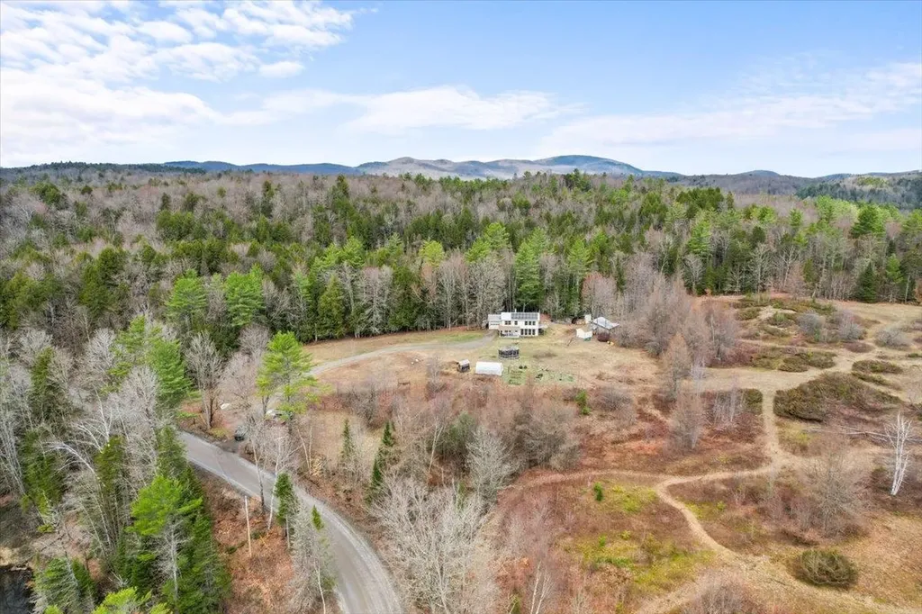 142 King Pond Road Woodbury VT 05650