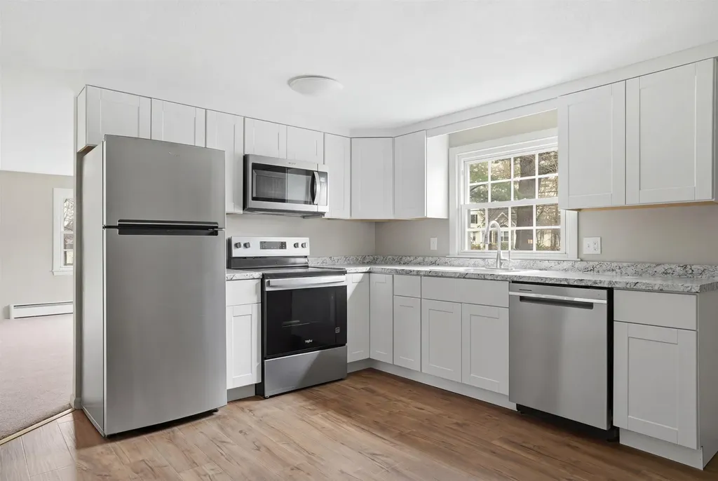 289 Derry Road Hudson NH 03051