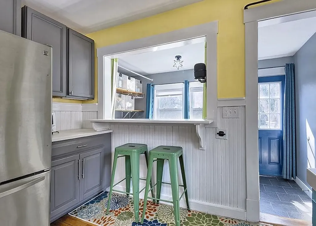16 Willow Street Brattleboro VT 05301